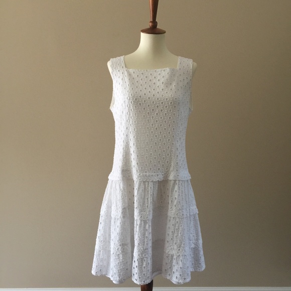Sail-to-Sable-White-Sleeveless-Eyelet-Dress-Lined - Picture 2 of 8